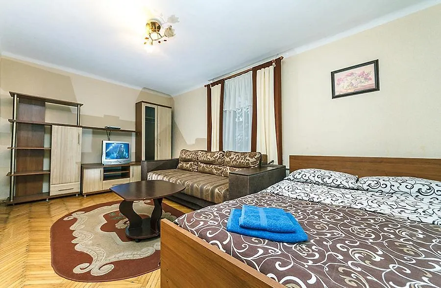 Apartment Центр,1К Квартира М.Кловская Kyiv