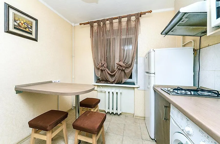 Центр,1К Квартира М.Кловская Kyiv 0*,  Ukraine